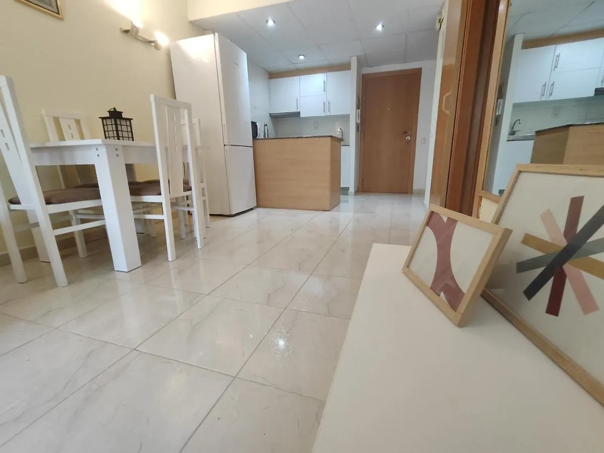 Luminoso Apartamento En Salou Con Terraza Y Parque Infantil Ideal Familias Daire